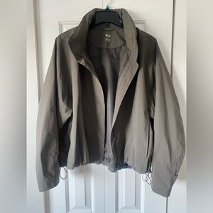 Uniqlo Dark Green Windproof  Jacket size L